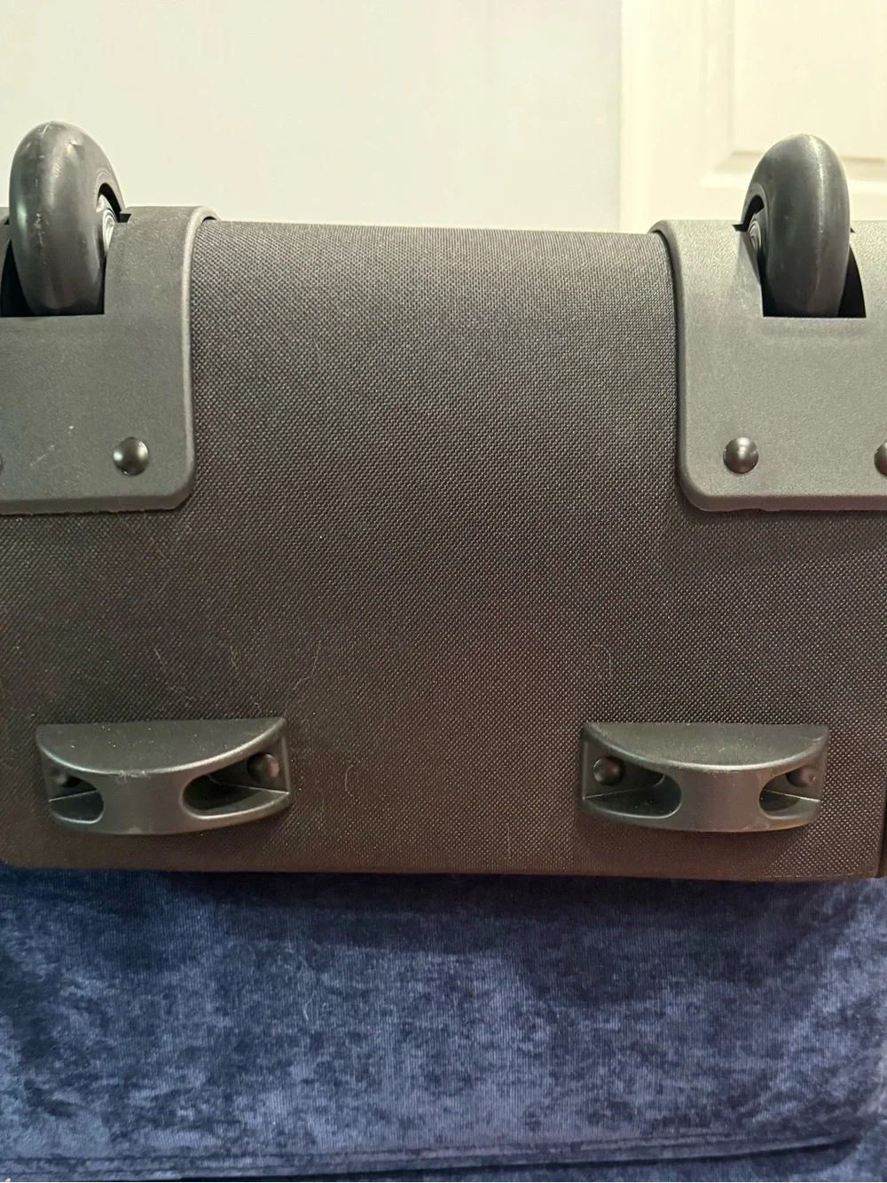 OGIO versatile rolling